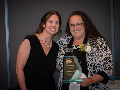 2017 Inductee Angela Lindsay presenting to 2018 Rebecca Beal