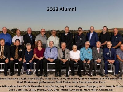 2023 Alumni Photo - 1